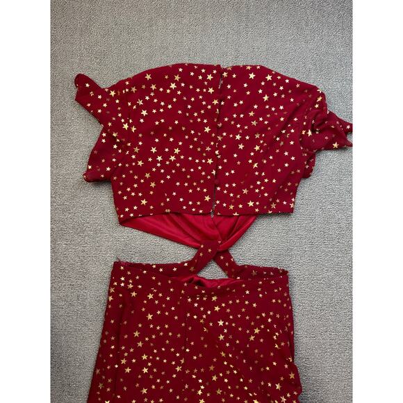 Boohoo Star Print Cut Out Skater Dress Red Gold US Size 8 - Picture 3 of 11